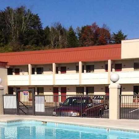 Astoria Hotel Danville West Kültér fotó