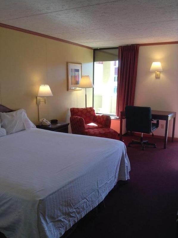 Astoria Hotel Danville West Kültér fotó