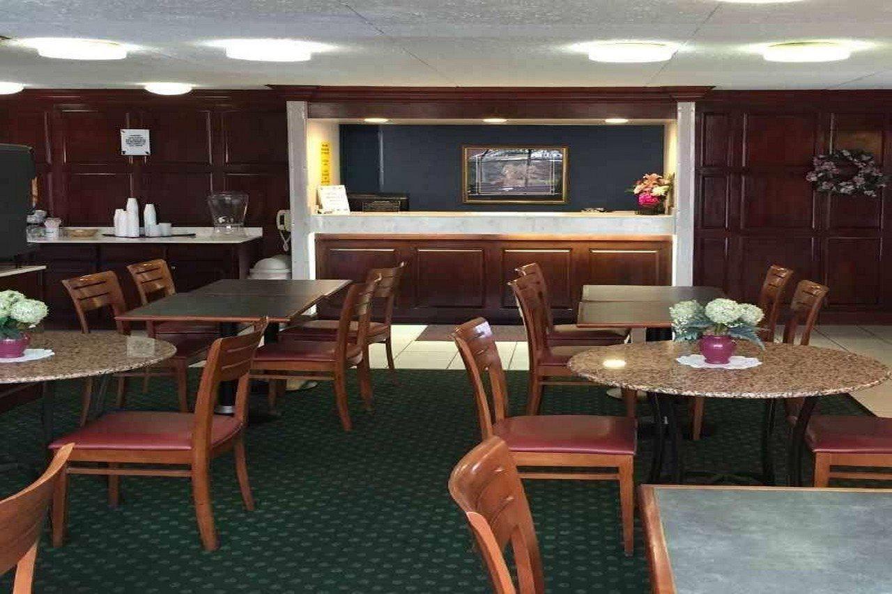 Astoria Hotel Danville West Kültér fotó